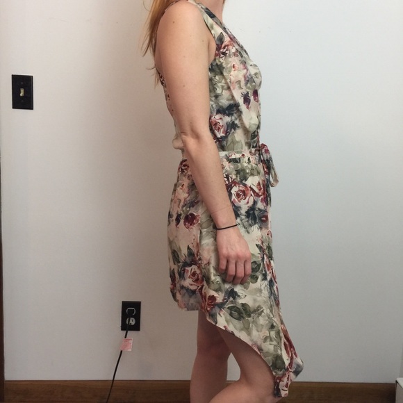 SOLD Haute Hippie Cream Floral Silk Asymm Dress - Picture 4 of 8